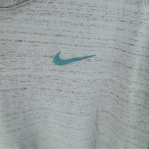 Nike Dri Fit Lightweight Running / Athletic Shirt - Picture 6 of 7